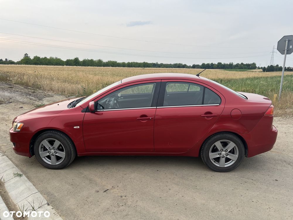 Mitsubishi Lancer 1.8 Invite LPG - 3