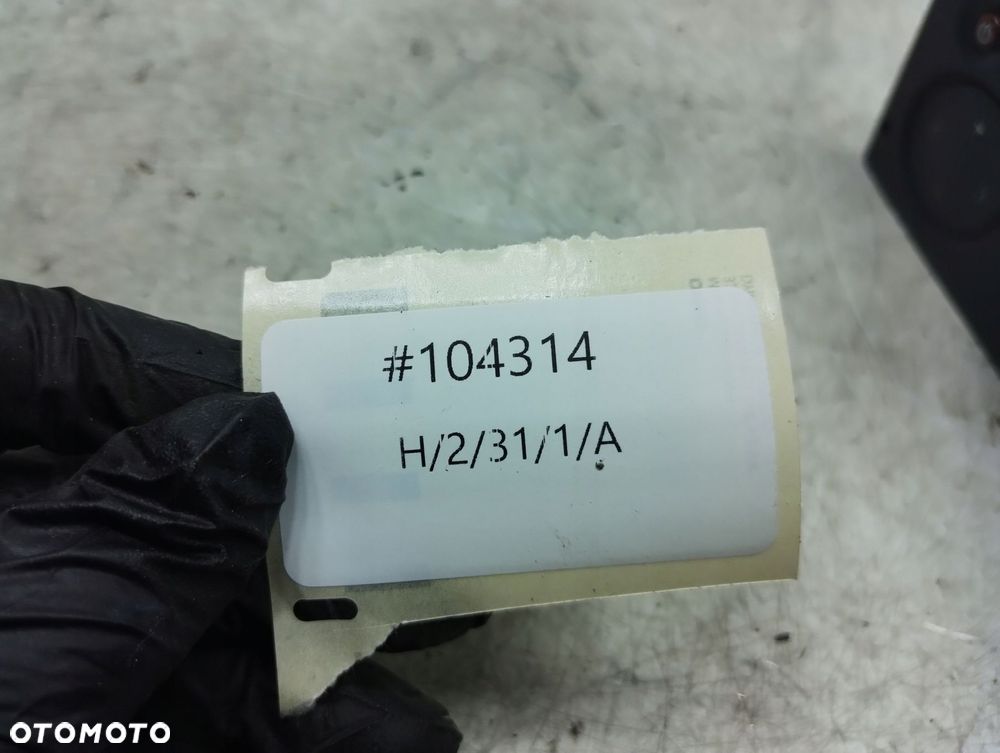 Renault Clio Ii Radio + Kod 8200057673 - 8