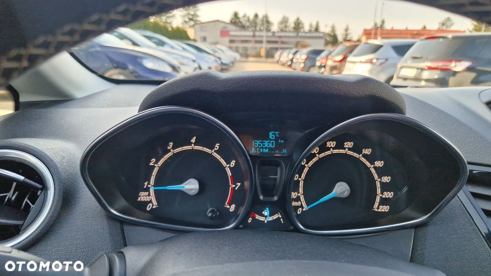 Ford Fiesta 1.0 EcoBoost S&S TITANIUM - 10