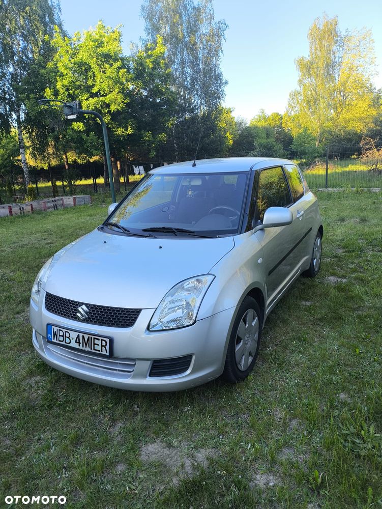 Suzuki Swift 1.3 Club - 5