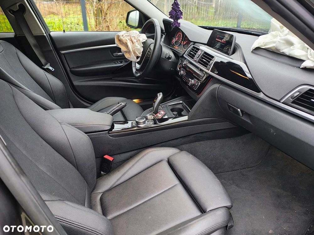 BMW Seria 3 318d Edition Luxury Line Purity - 26