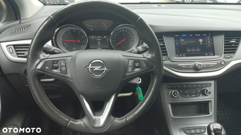 Opel Astra 1.2 T Edition S&S - 10