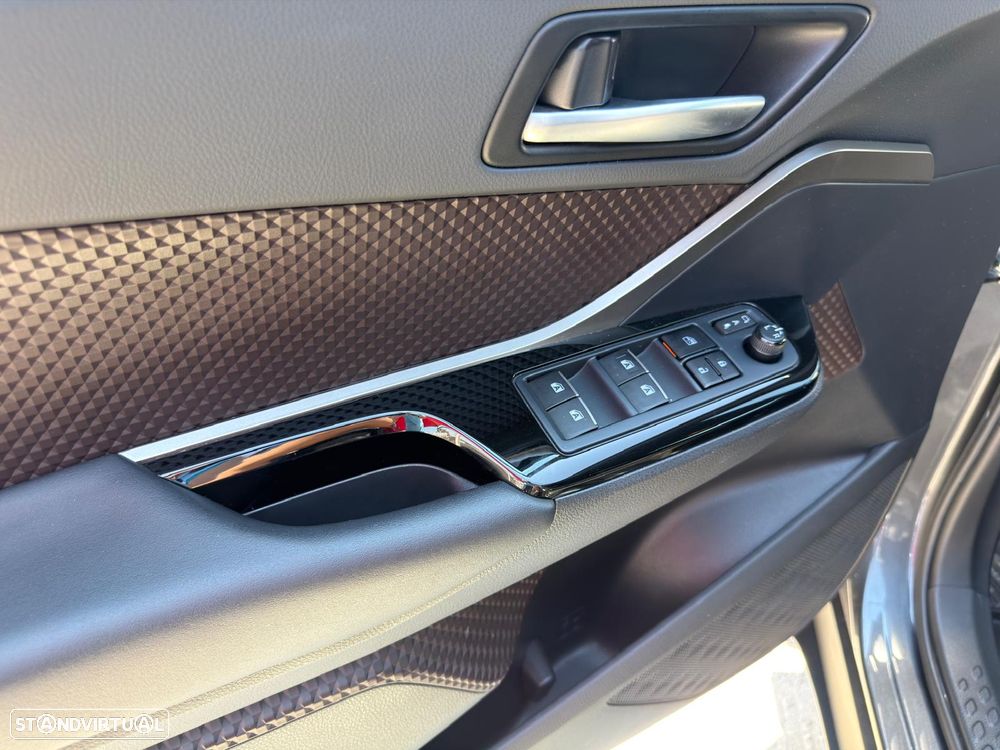 Toyota C-HR 1.8 Hybrid Exclusive - 38