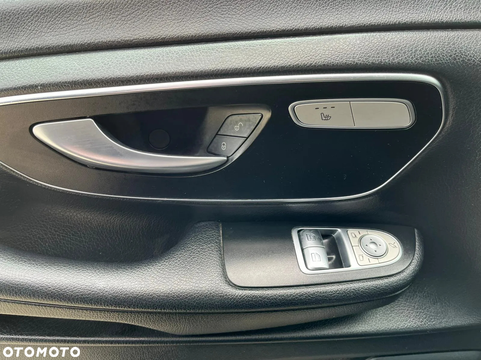 Mercedes-Benz Klasa V 220 d 4-Matic 9G-Tronic (d³ugi) - 21