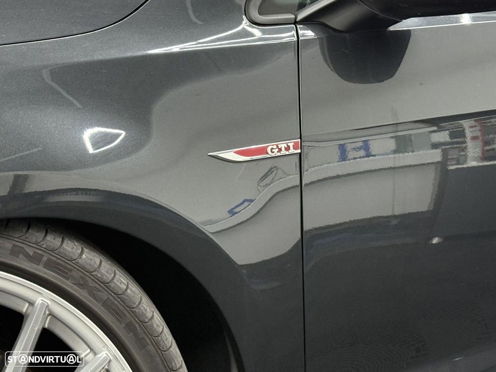 VW Golf 2.0 TSi GTi DSG - 11