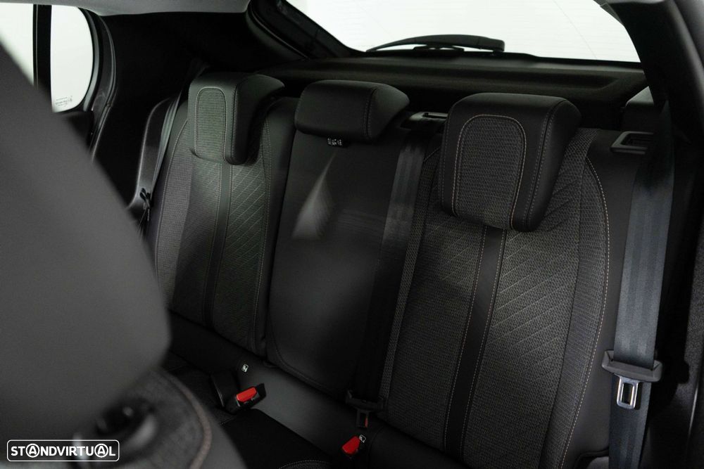 Peugeot 208 1.2 PureTech Allure Pack - 11