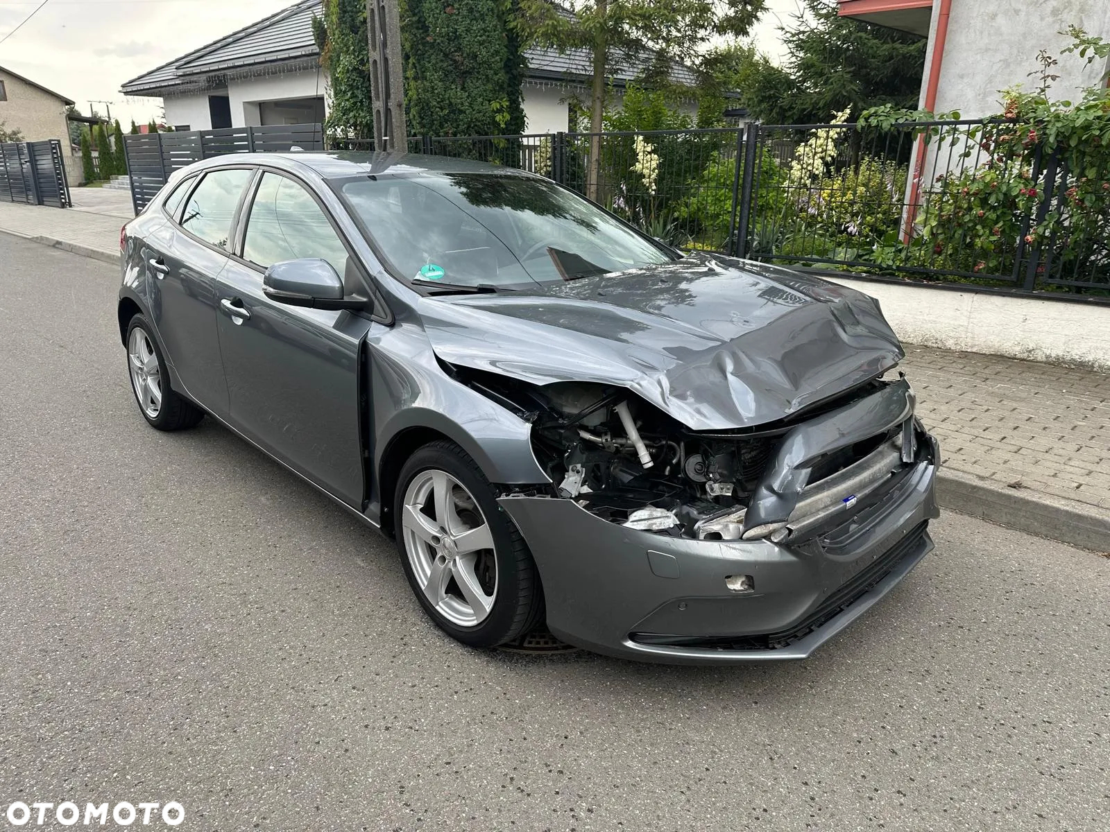 Volvo V40 D2 Drive-E Momentum - 3