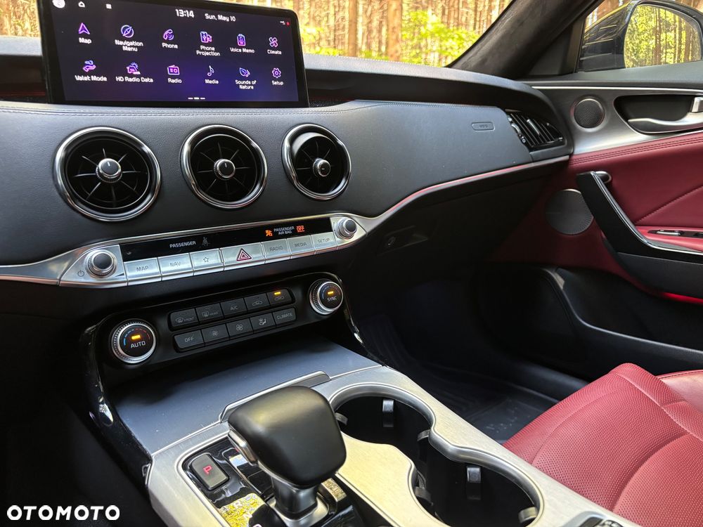 Kia Stinger 3.3 T-GDI AWD GT - 11