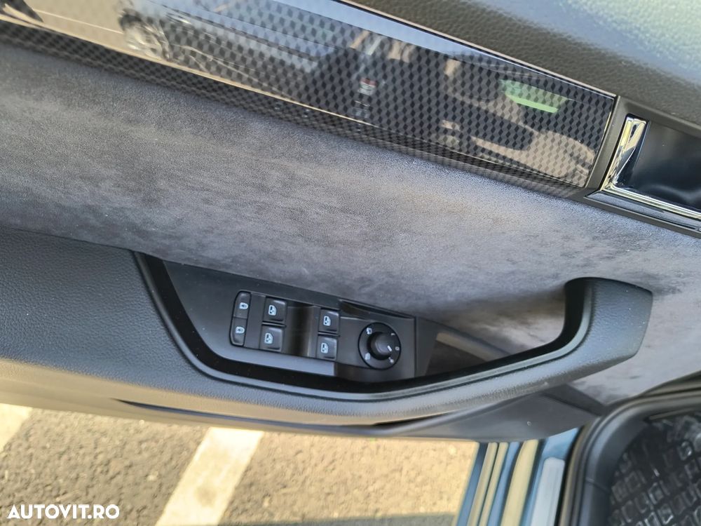 Skoda Superb 2.0 TDI DSG Laurin & Klement - 12