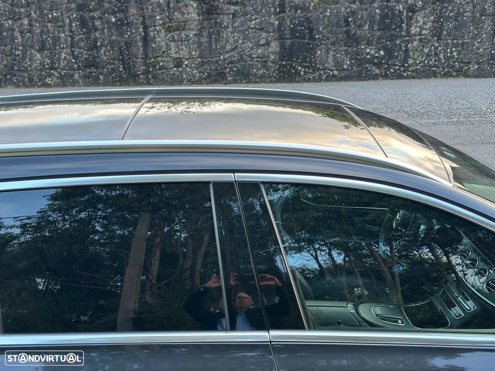 Mercedes-Benz E 300 de AMG Line - 23