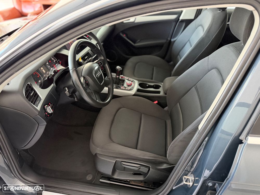 Audi A4 Avant 2.0 TDI Advance - 10