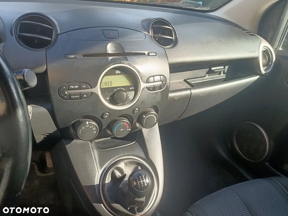 Mazda 2 1.4 CD Independence - 8