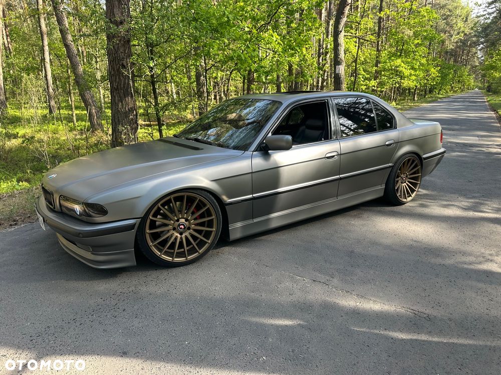 BMW Seria 7 - 6