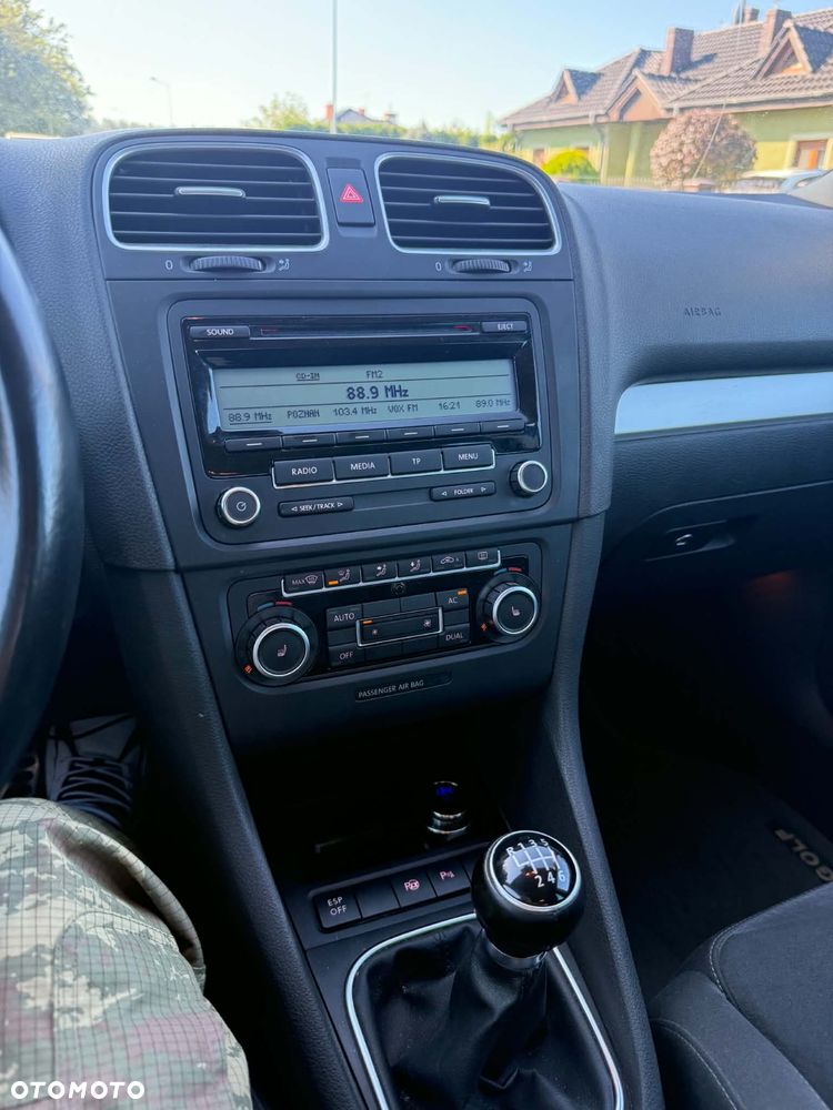 Volkswagen Golf - 12