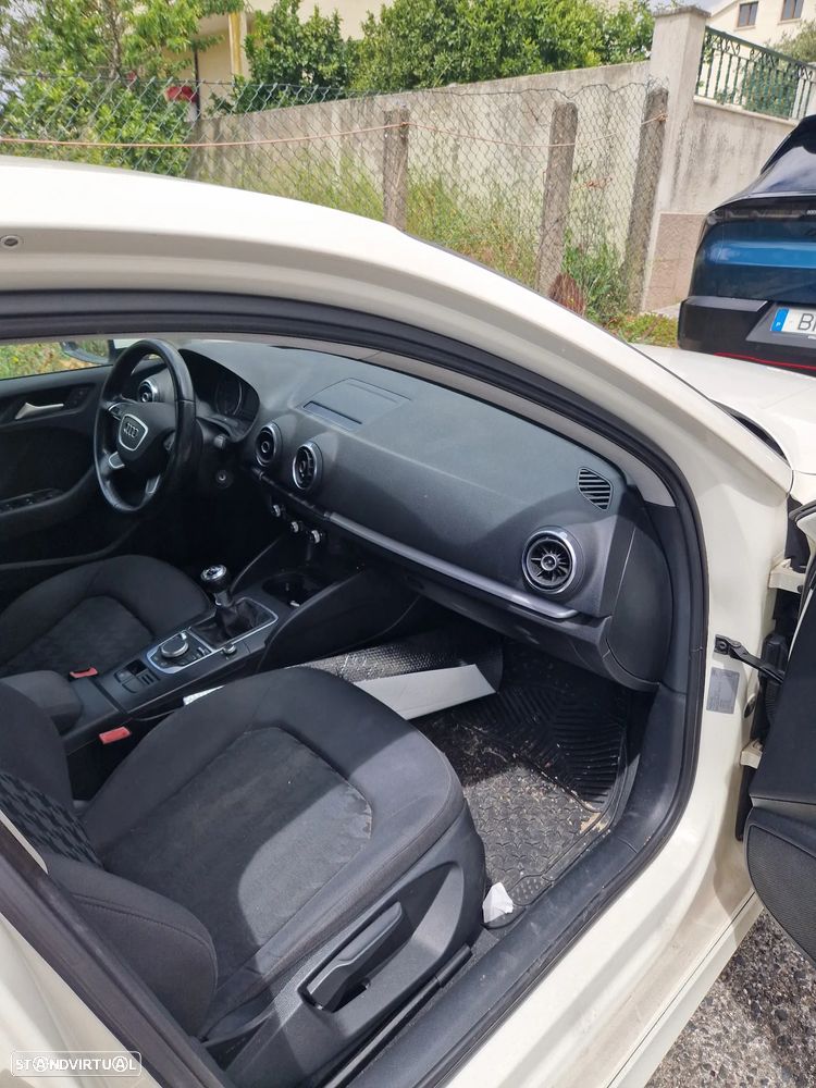 Audi A3 Limousine 1.6 TDI Attraction Ultra - 9