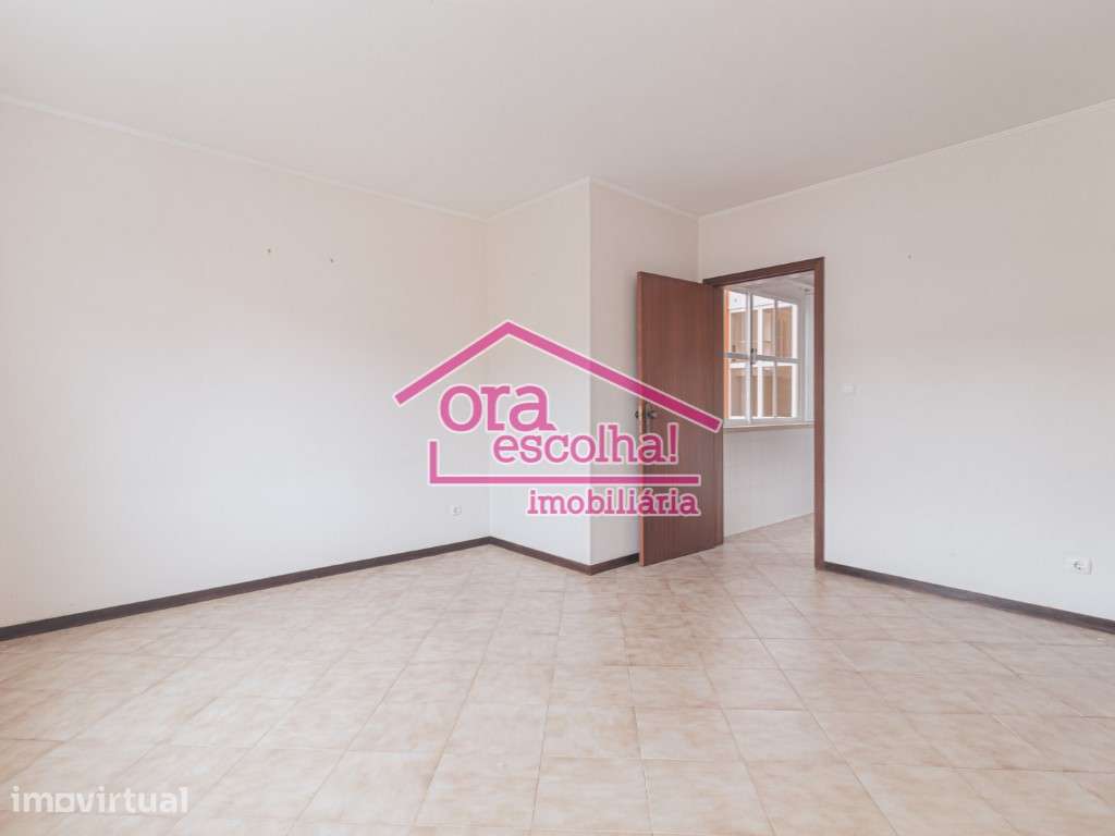 Apartamento T3 de 1998 com 95 m2 e Arrecadação individual em Campol... - Grande imagem: 3/18