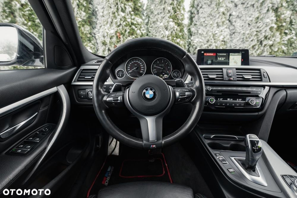 BMW Seria 3 320d xDrive M Sport Shadow sport - 12