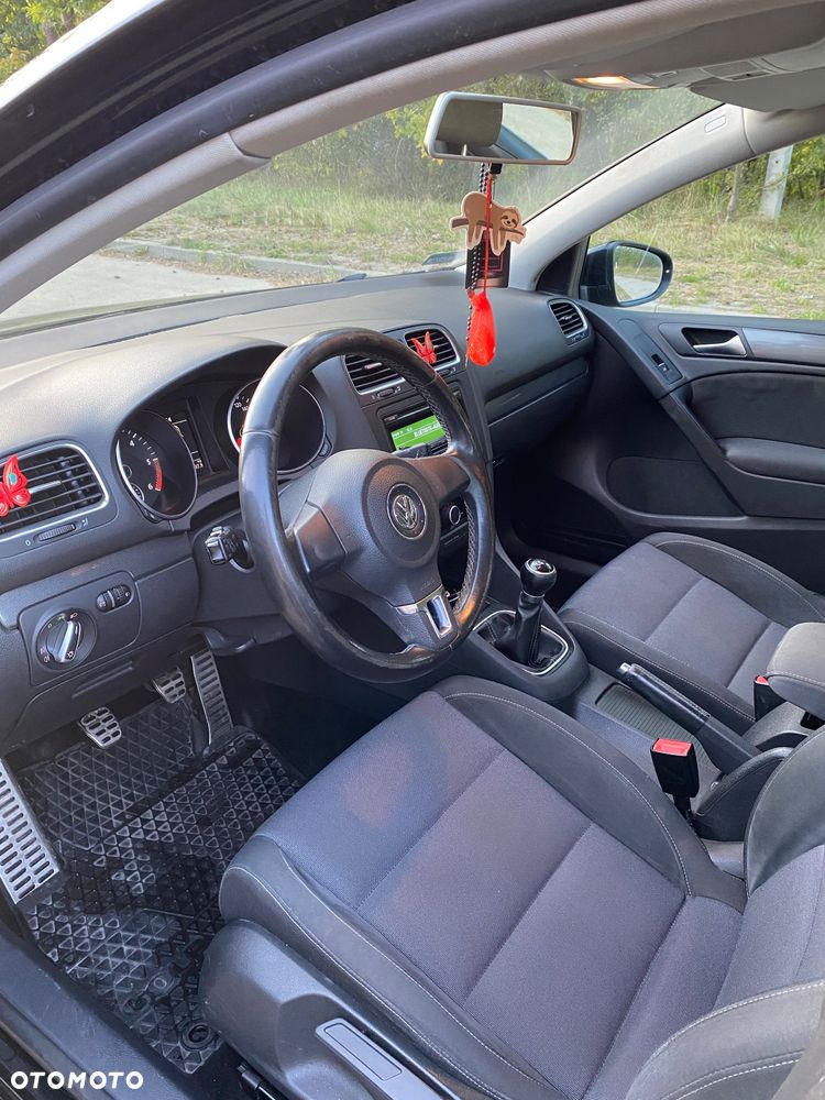 Volkswagen Golf VI 1.6 TDI Comfortline - 6