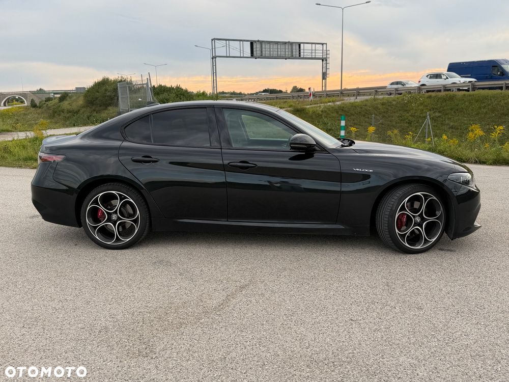 Alfa Romeo Giulia 2.0 Turbo Veloce Q4 - 4