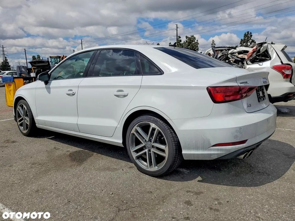 Audi A3 Limousine 40 TFSI Quattro Sport S tronic - 3