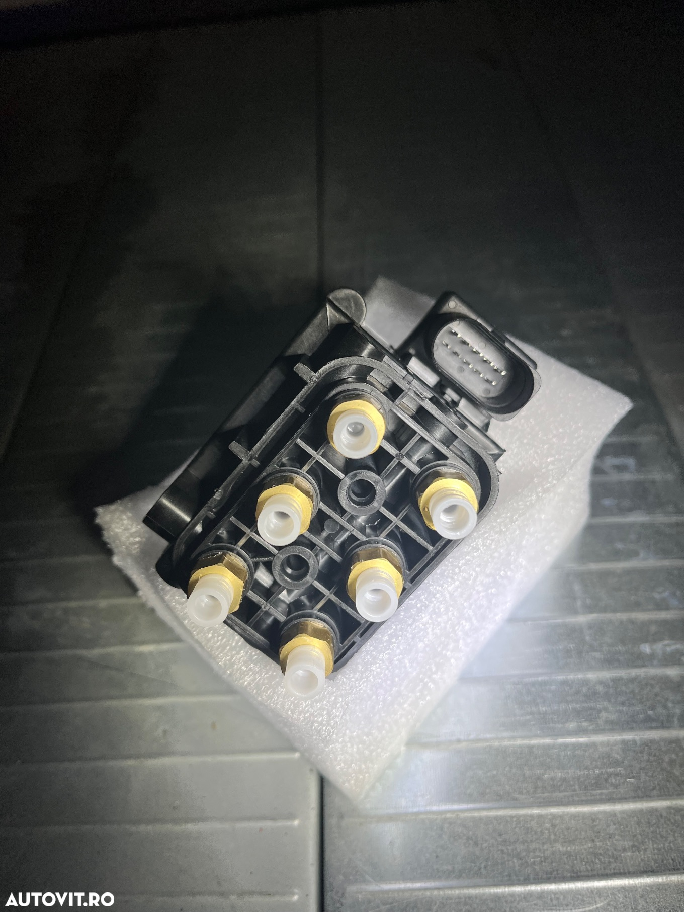 Compresor perne aer Mercedes s class e class r class cls ml Gla golf GLE/ GL/ Vitò / Viano / Sprinter w639 w906 w292  w211 w221 w222 w212 w218 - 10