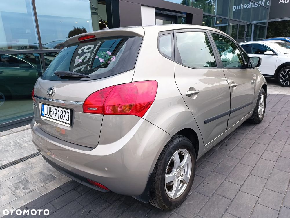 Kia Venga - 4