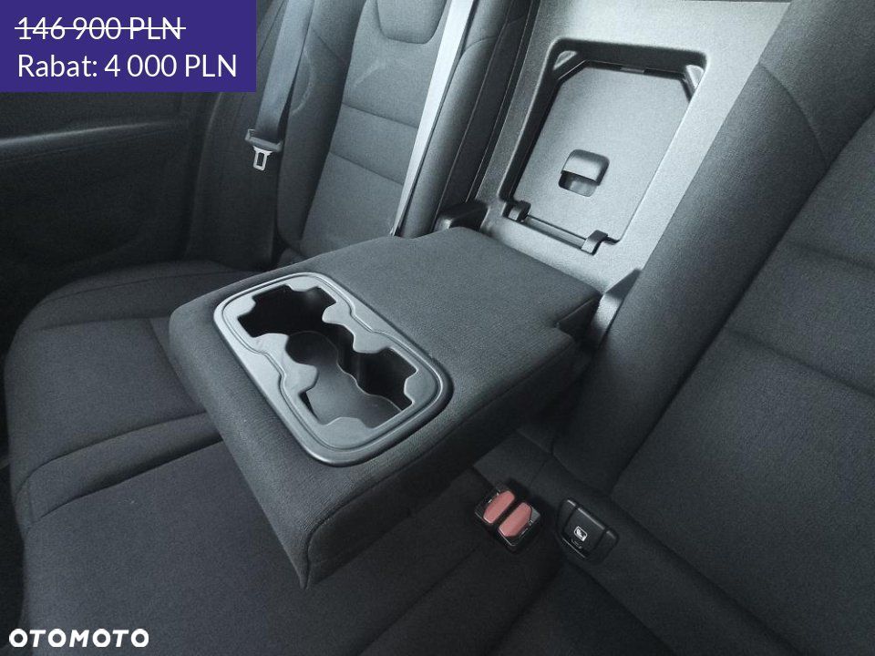 Volvo V60 Cross Country - 13