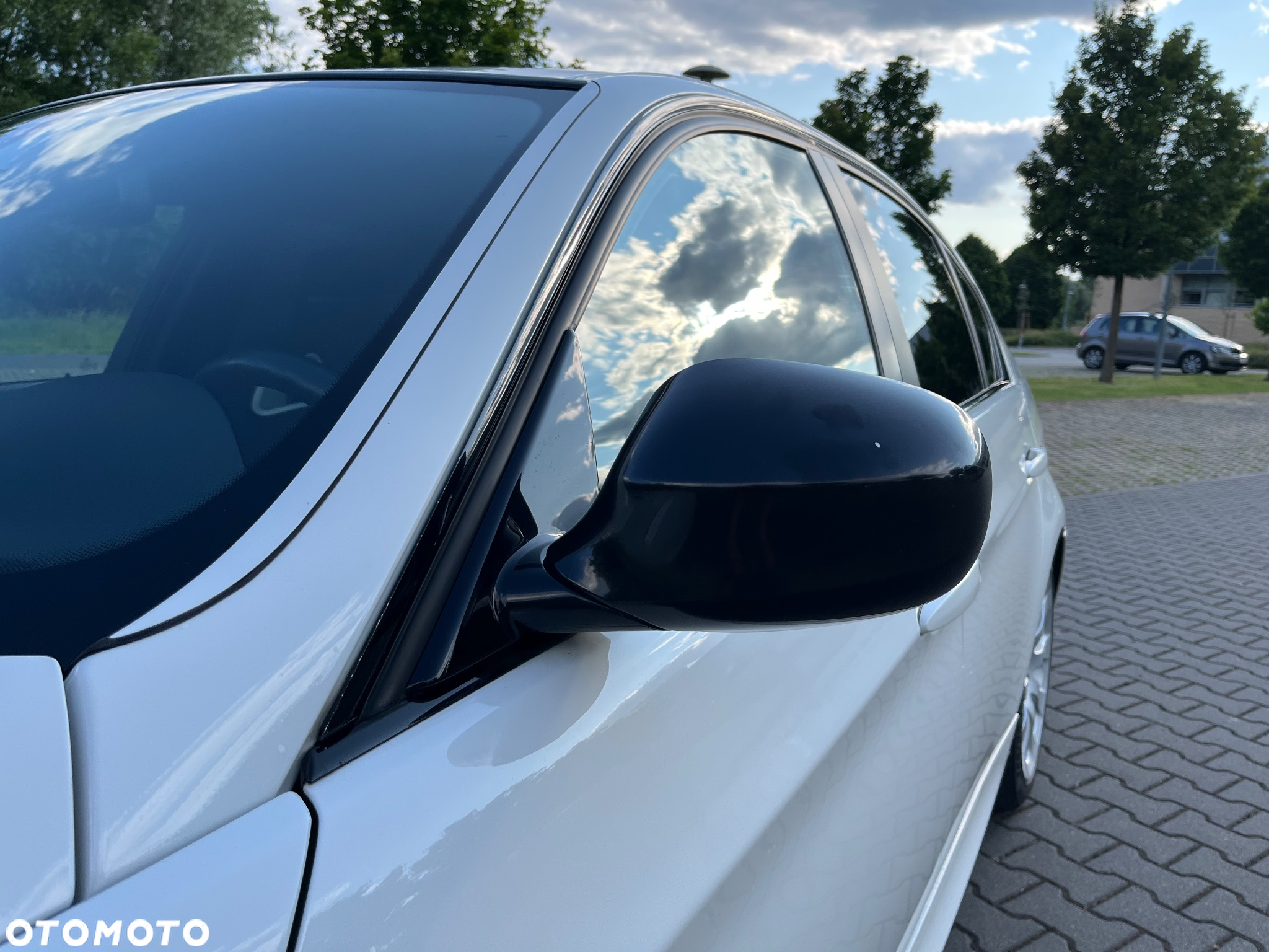 BMW Seria 3 330d - 19