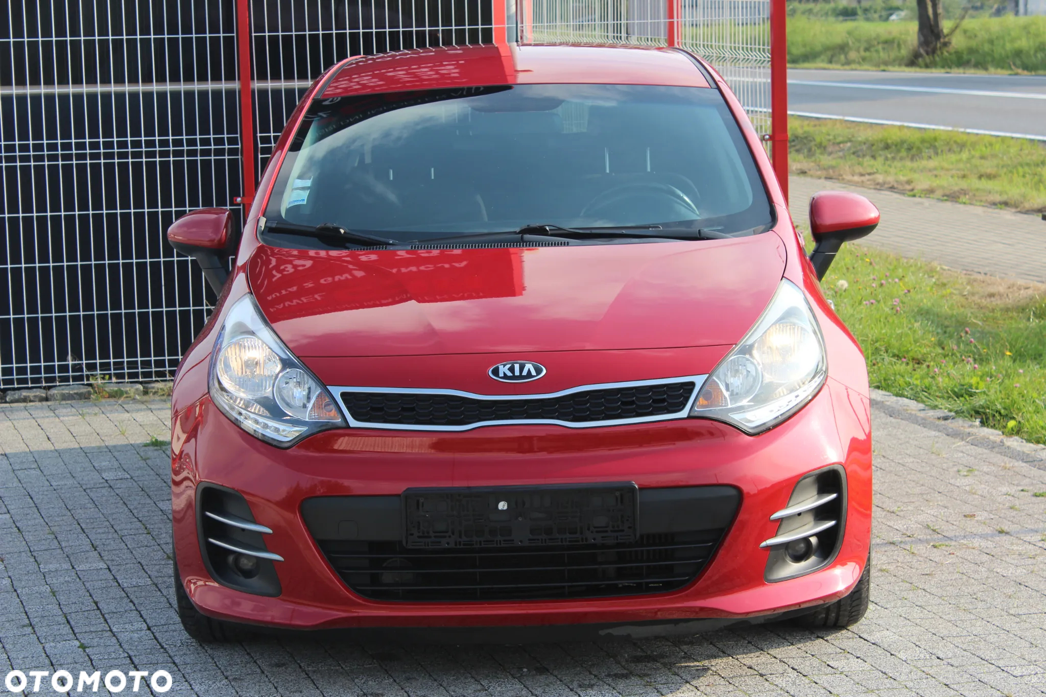 Kia Rio 1.1 crdi XL - 2