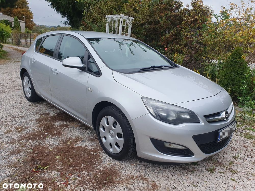 Opel Astra IV 1.4 T Active - 2
