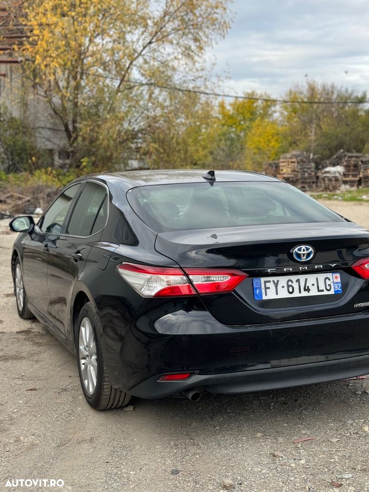Toyota Camry Business Edition - 4