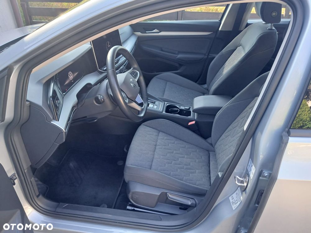 Volkswagen Golf - 5