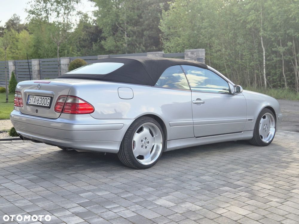Mercedes-Benz CLK - 6