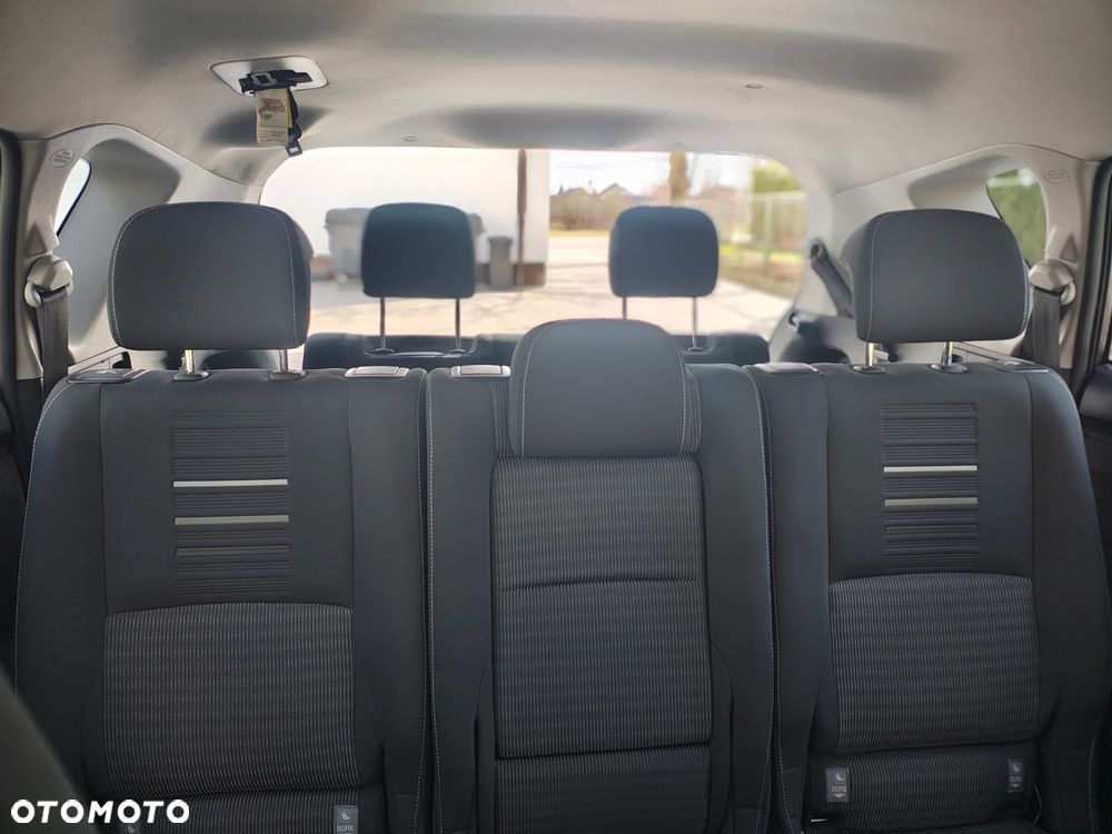 Toyota Verso 1.8 Premium 7os - 13