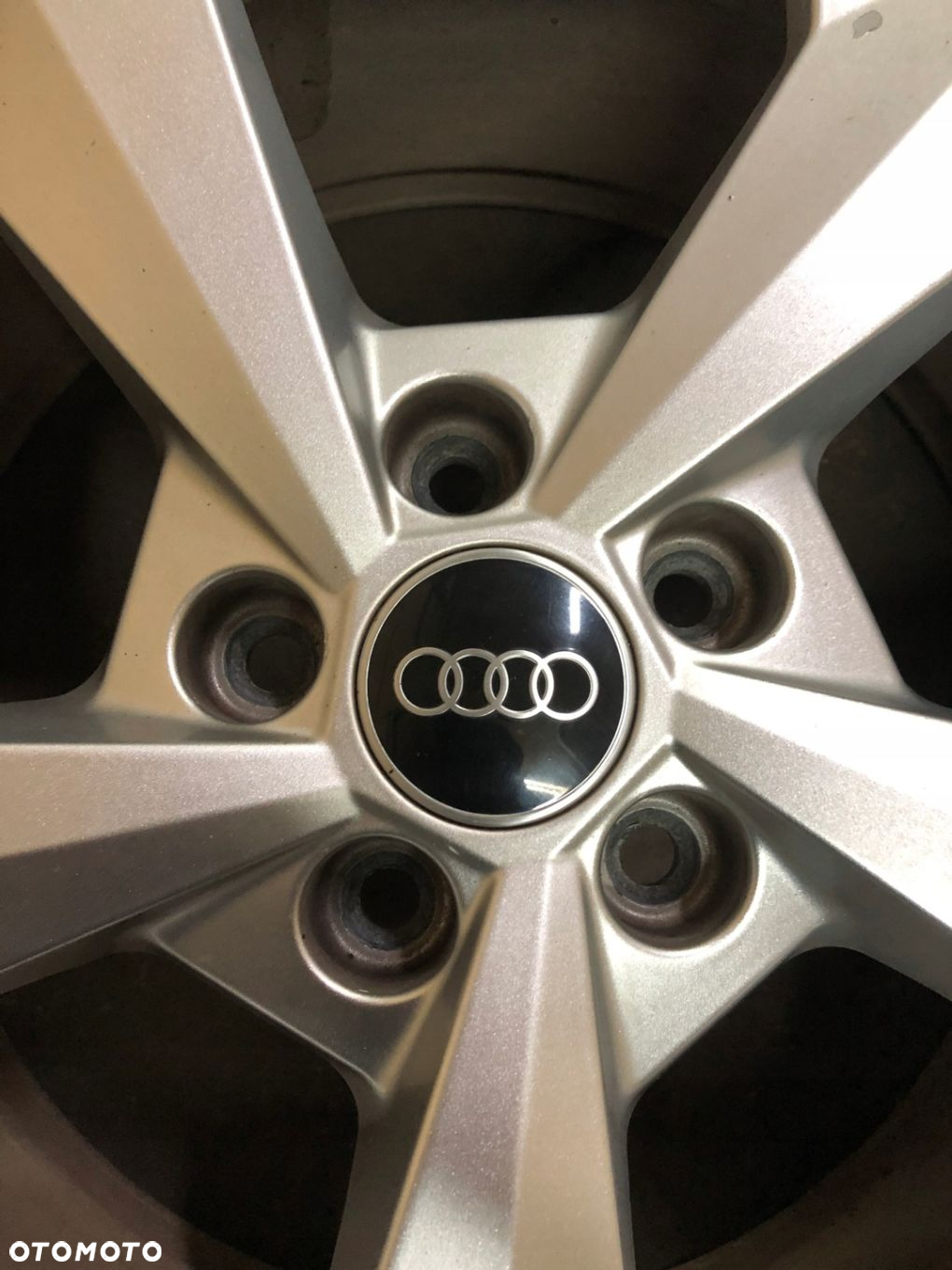 FELGI KOŁA AUDI A3 8Y A3 8V 8Y0601025J 8Jx18H2 ET46 5x112 57.1MM - 9