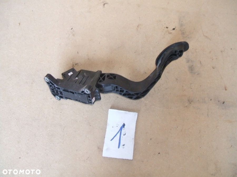 FIAT 500e pedał gazu potencjometr hamulca 00521379550 25833200230 - 2