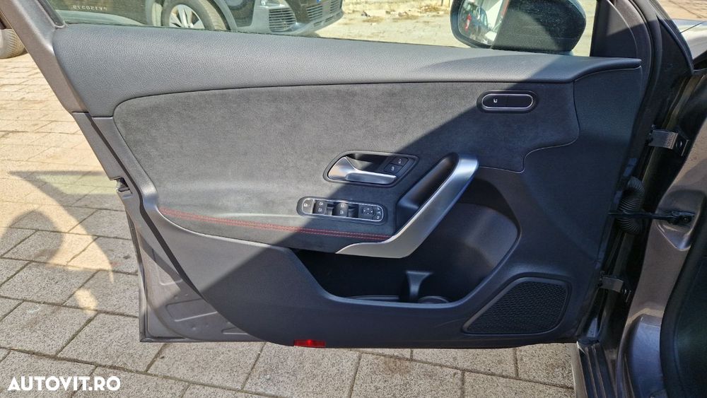 Mercedes-Benz A - 20
