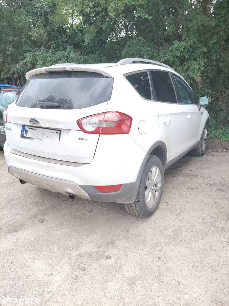 Ford Kuga - 7