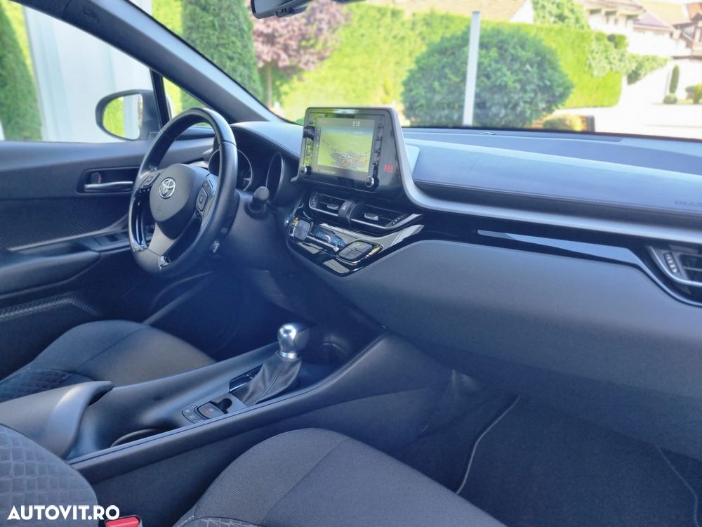 Toyota C-HR 2.0 HSD 184 CP 4x2 CVT Style - 10