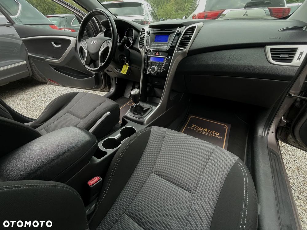Hyundai i30 1.6 Style - 17