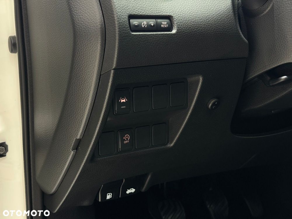 Nissan Qashqai 1.3 DIG-T N-Connecta - 22