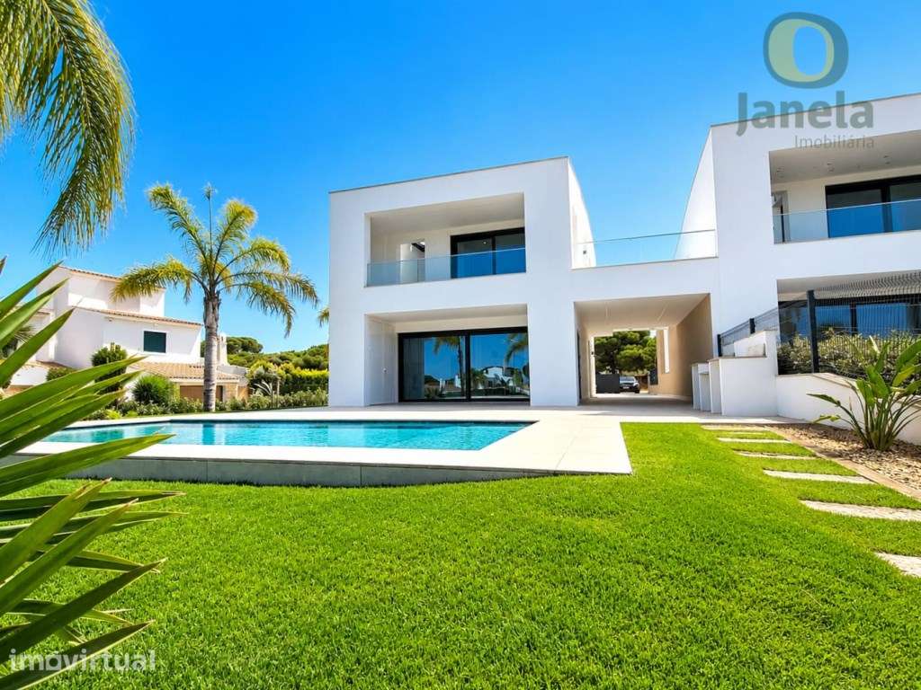 Fantástica Moradia T3 com Piscina em Quarteira - Grande imagem: 2/23