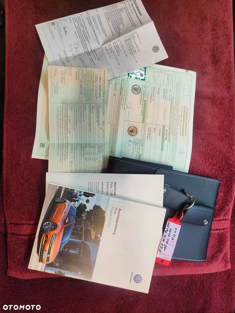 Volkswagen Polo 1.0 - 8