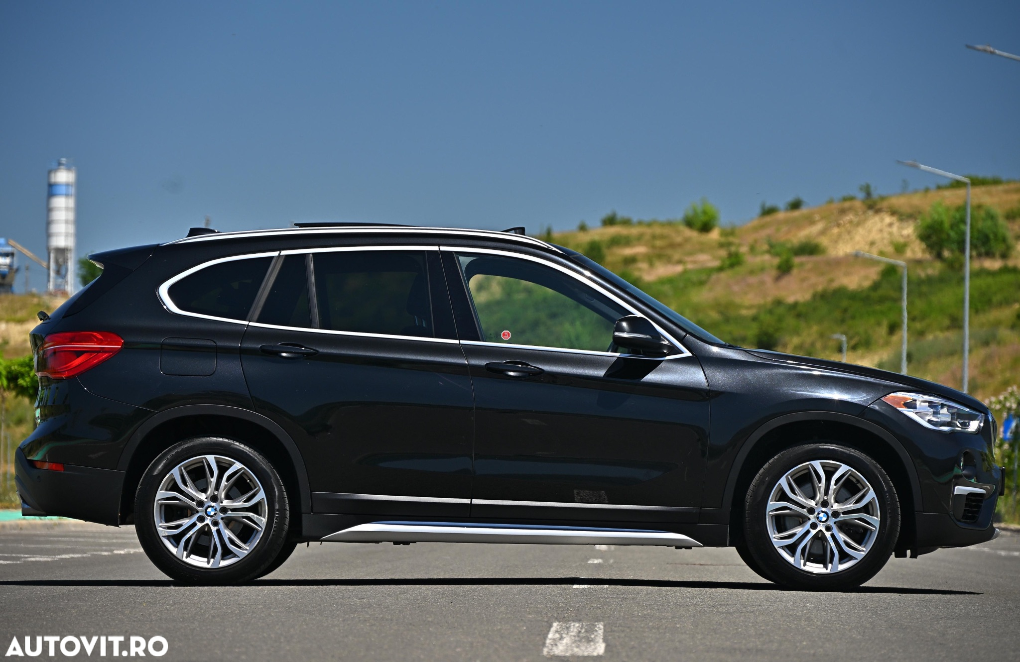 BMW X1 xDrive25i AT xLine - 11