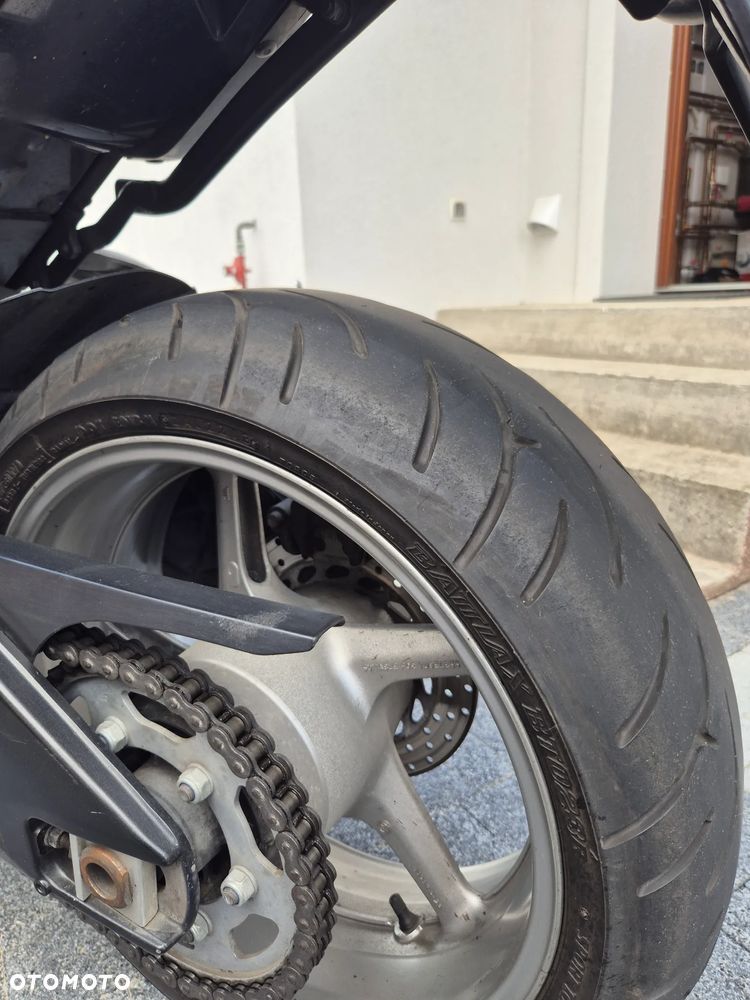 Yamaha FZ - 26