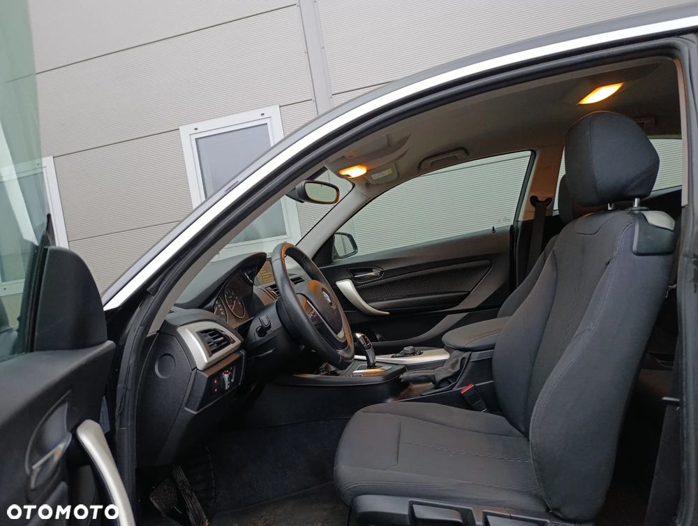 BMW Seria 1 118i Sport Line - 17