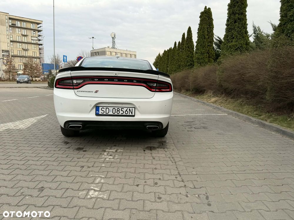 Dodge Charger 3.6 GT - 5