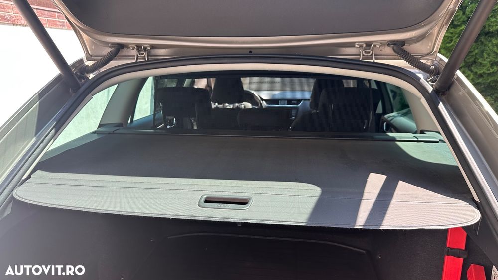 Skoda Octavia 2.0 TDI Ambition - 2