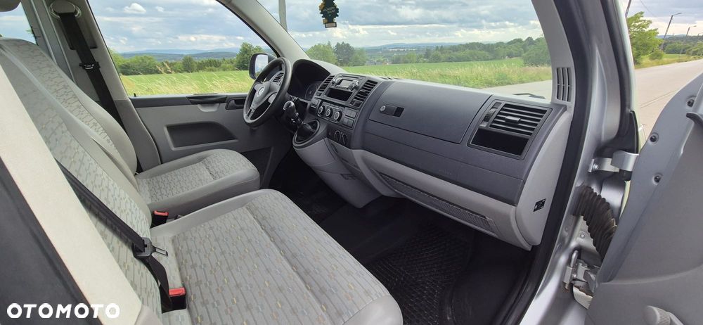 Volkswagen Transporter - 4
