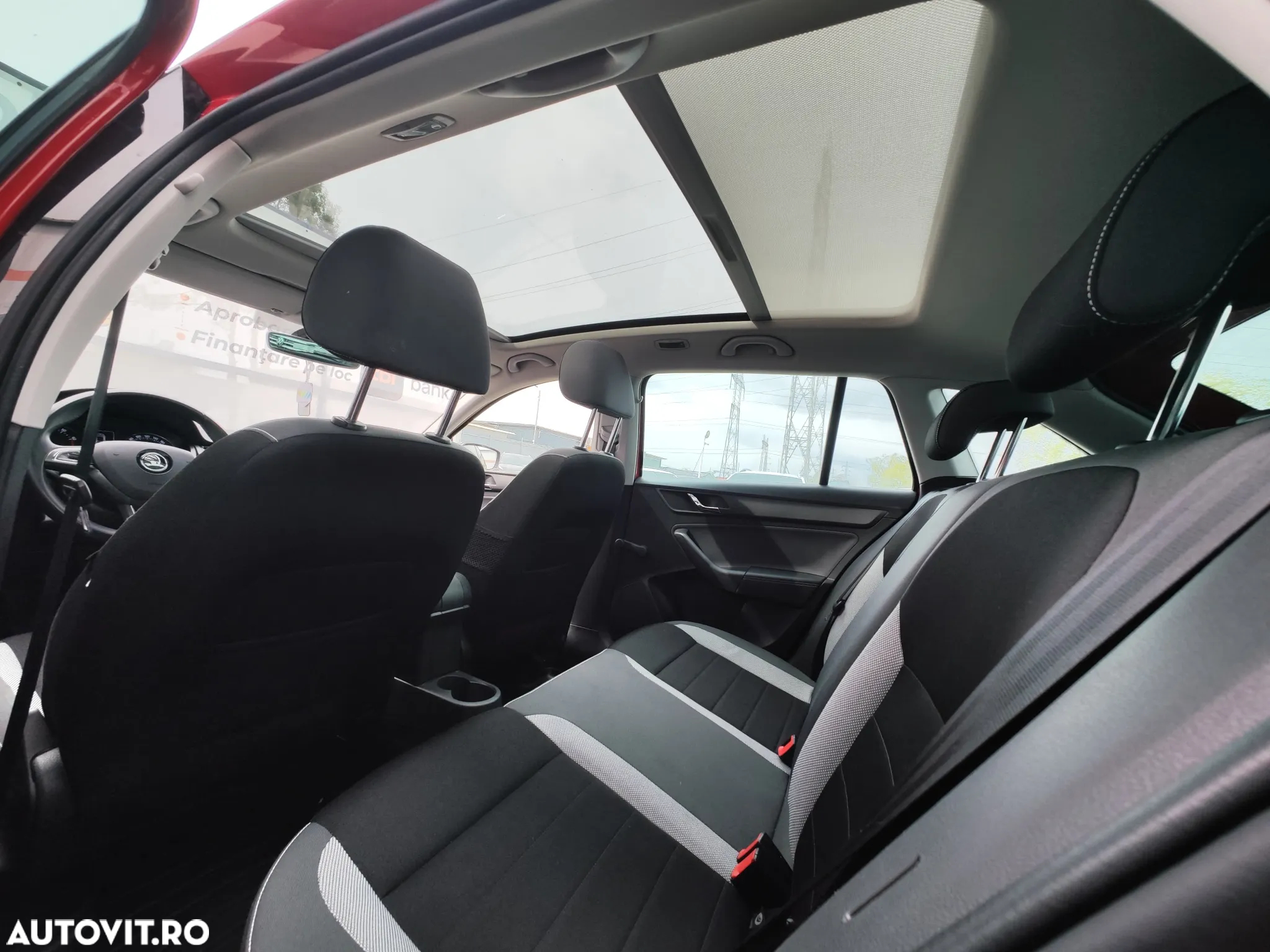 Skoda RAPID Spaceback 1.2 TSI Style - 15